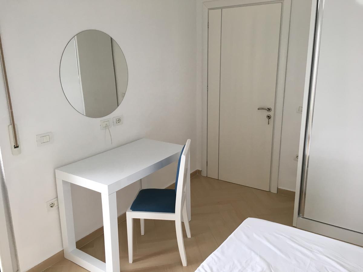 White Residence Apartament Sarande Luaran gambar