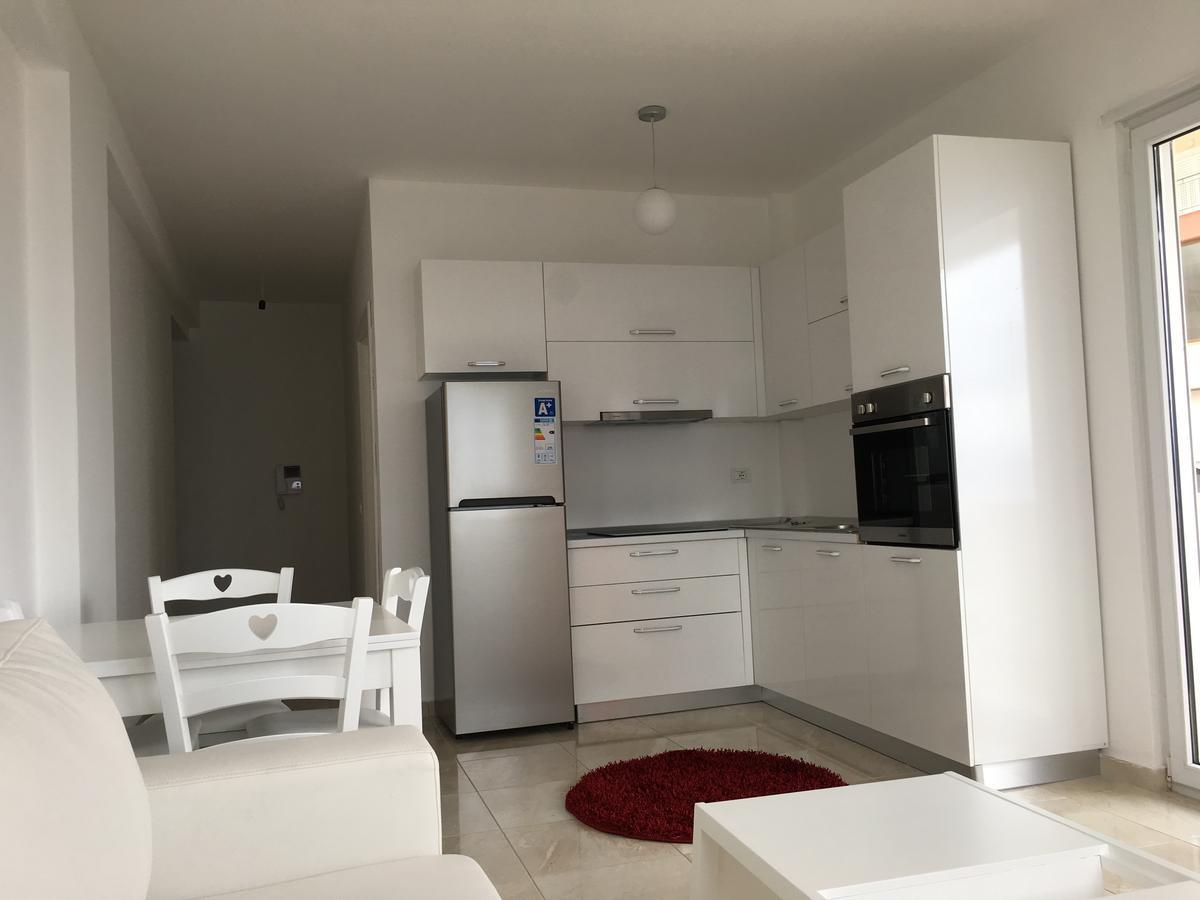 White Residence Apartament Sarande Luaran gambar